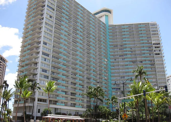 Ilikai Hotel & Luxury Suites