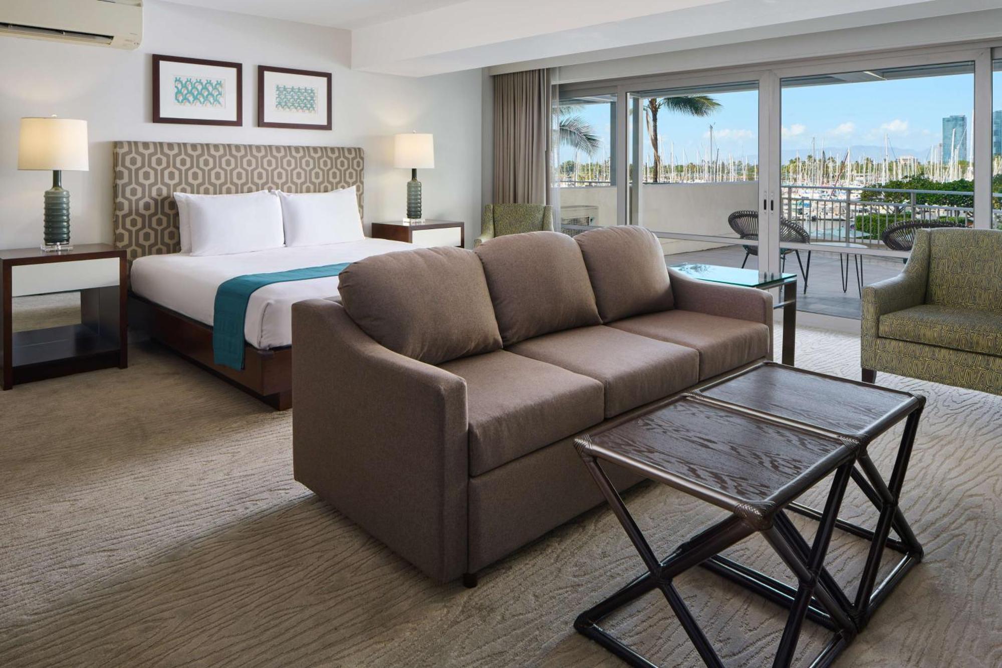 Aparthotel Ilikai & Luxury Honolulu