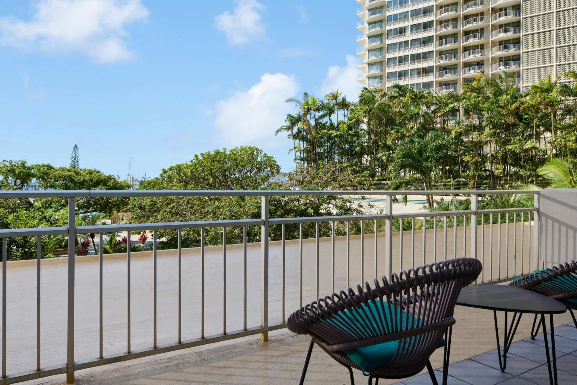 Ilikai Hotel&luxury Honolulu