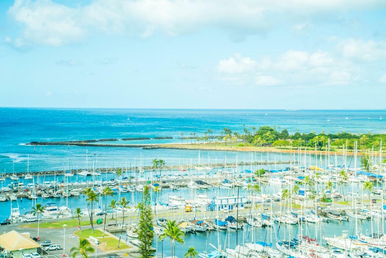 Aparthotel Ilikai & Luxury Honolulu